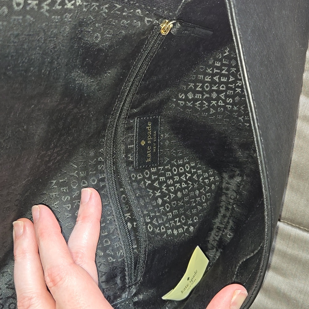 Kate Spade Crossbody - Picture 4 of 7